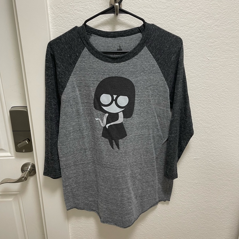 Disney’s the Incredibles baseball tee